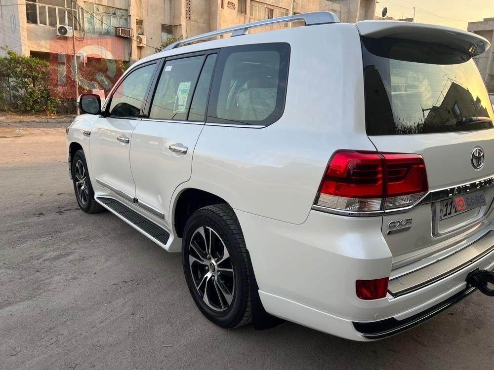 تويوتا لاندكروزر